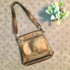 Fossil metallic shoulder bag🌺